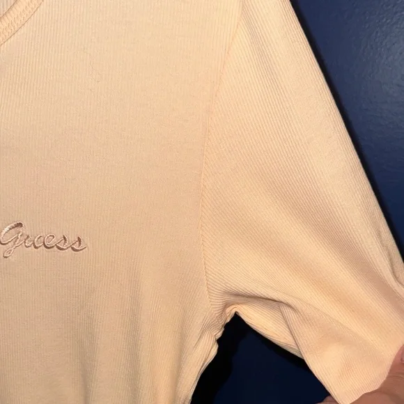 GUESS - NWT Peach Long-Sleeve Ribbed Top Size Large - Picture 9 of 14